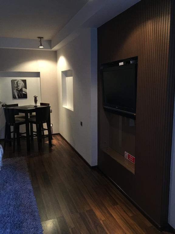 Apartament Tipton Apartment Jelenia Gora Exterior photo